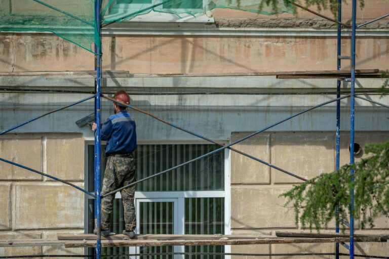 Najważniejsze parametry czujników zbliżeniowych indukcyjnych
